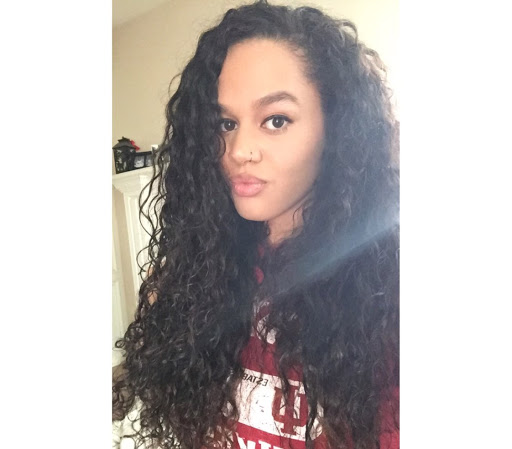 Simone Scott Photo 36