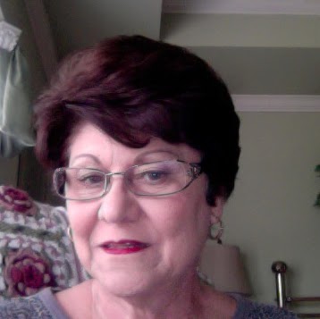 Patricia Allison Photo 25