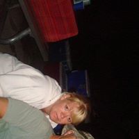 Tommy Elder Photo 22