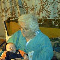 Betty Tucker Photo 34