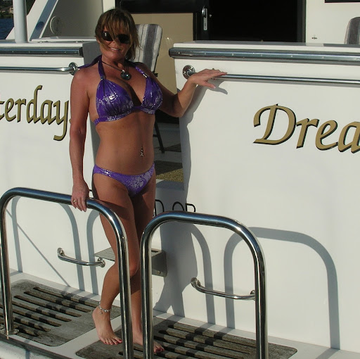 Annette Crawford Photo 27
