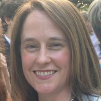Louise Warren Photo 28