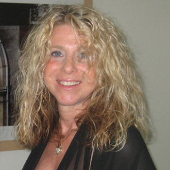 Robin Stone Photo 32