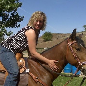 Tracey Cooper Photo 10