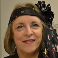 Julie Moss Photo 18