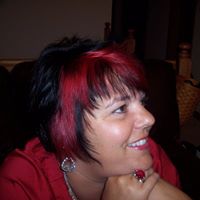 Julie Bingham Photo 26