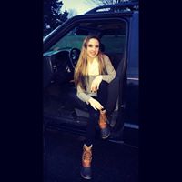 Hannah Strickland Photo 34
