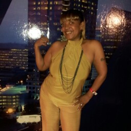 Kelly Wynn Photo 5