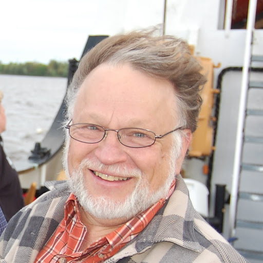 Robert Hewitt Photo 26