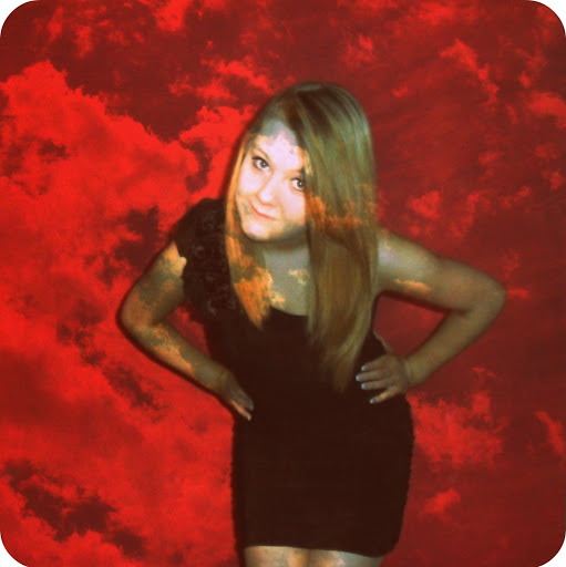 Leah Cook Photo 15