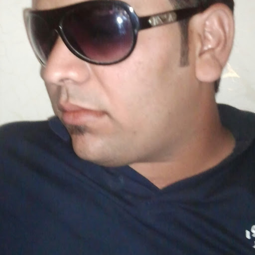 Ali Sheikh Photo 27