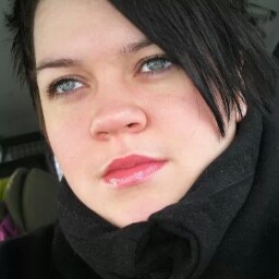 Kristine Hansen Photo 8