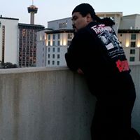 Paul Martinez Photo 40