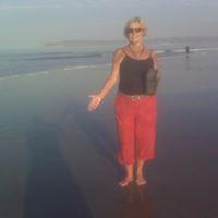 Linda Barlow Photo 20