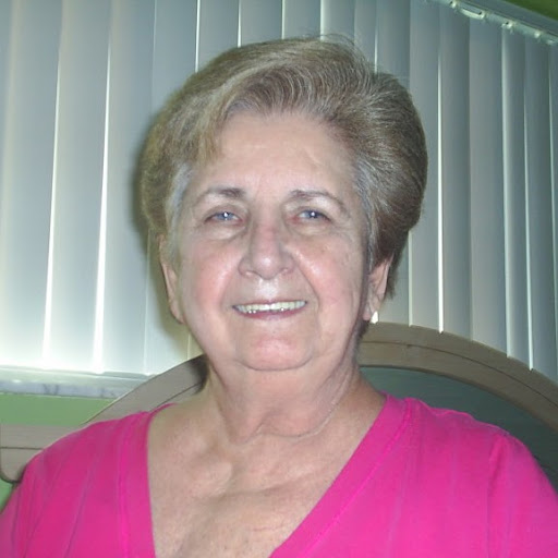 Jeanne Oliver Photo 16