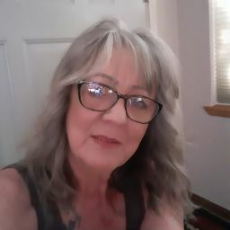 Debbie Cole Photo 4