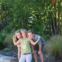 Beth Houser Photo 14