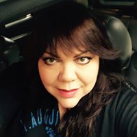 Vicki Edwards Photo 18