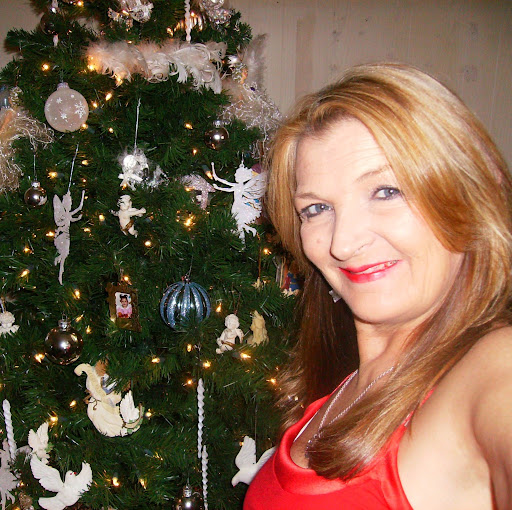 Joann Taylor Photo 34