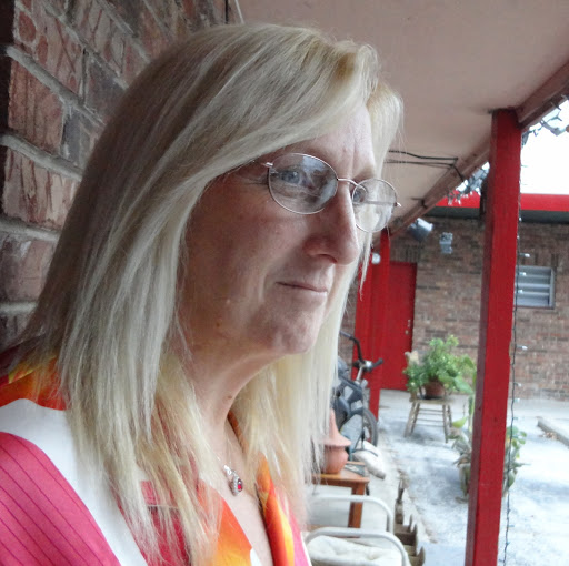 Sharon Swift Photo 10