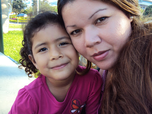 Ana Ojeda Photo 34