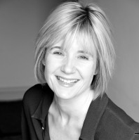 Lucie Lewis Photo 6