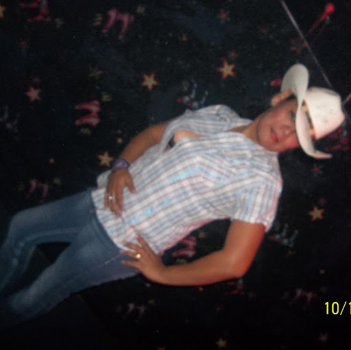 Josie Garcia Photo 43