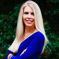 Paula Clark Photo 37