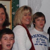 Lisa Todd Photo 25