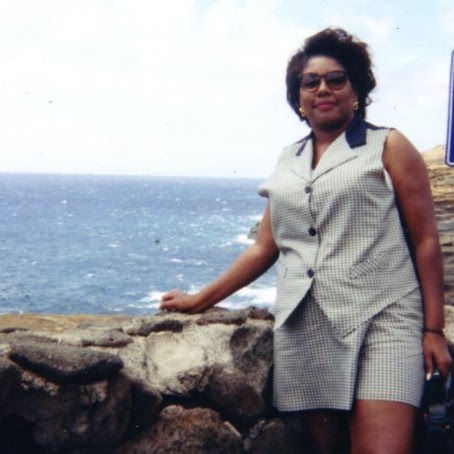 Brenda Bell Photo 29
