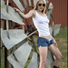 Angela Milton Photo 16