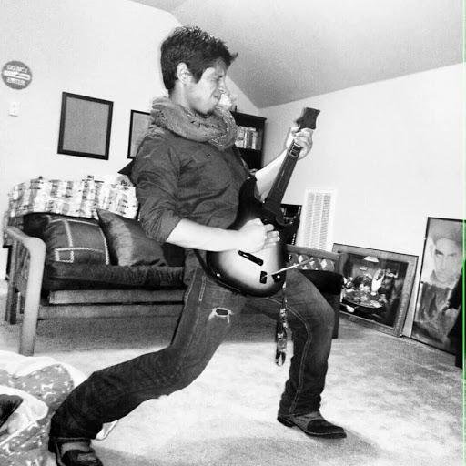 Eddie Salinas Photo 33