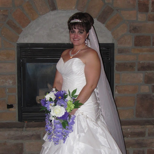 Lisa Powers Photo 35