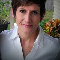 Natalie Beasley Photo 10