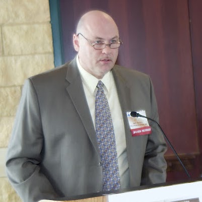 Hal Davis Photo 10