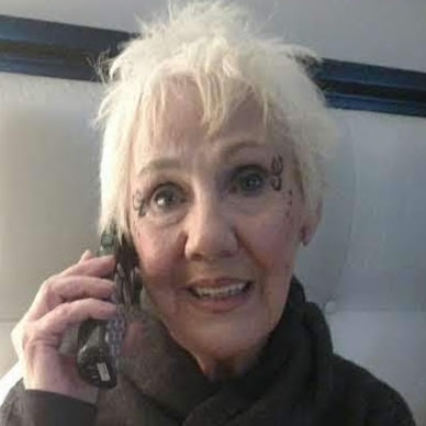 Mary Self Photo 26