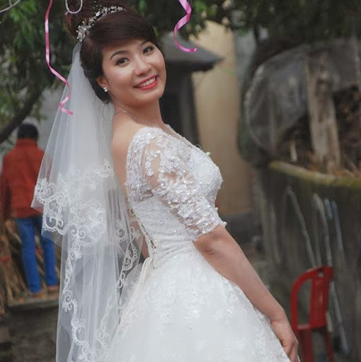 Yen Vu Photo 22