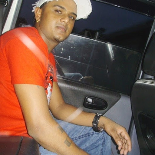 Robin Samaroo Photo 4