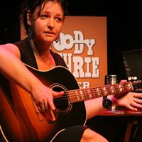 Annie Guthrie Photo 22