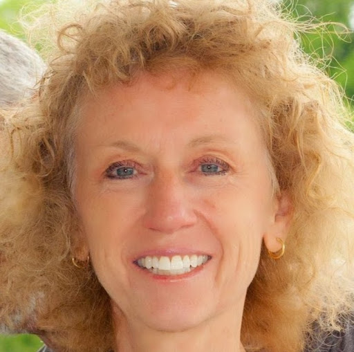 Janice Bradley Photo 3