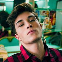 Logan Johnson Photo 23