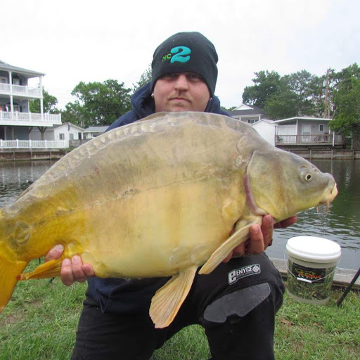 Richard Whiddon Photo 19