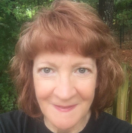 Lynn Campbell Photo 38