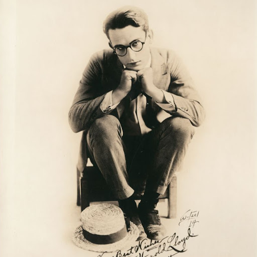 Harold Ortiz Photo 28