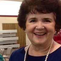 Sandra Linder Photo 29