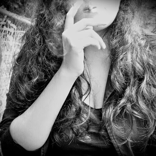 Mayra Santiago Photo 13
