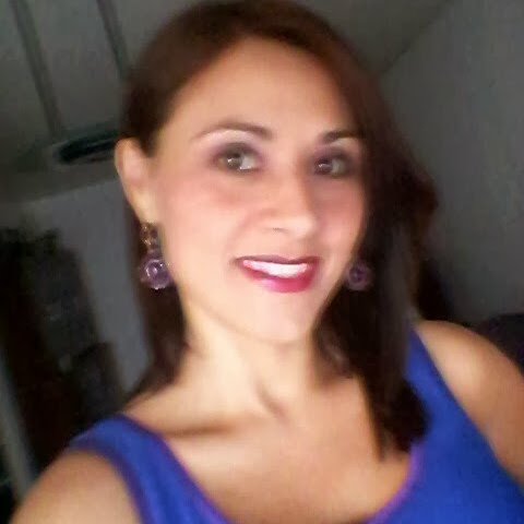 Linda Moreno Photo 9