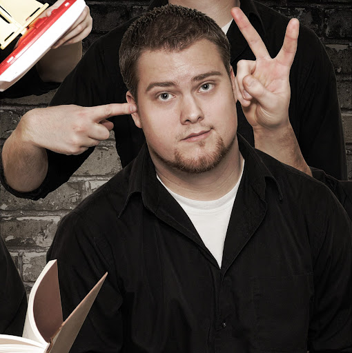 Kris Rogers Photo 17