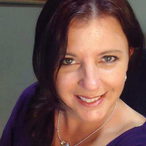 Jennifer Stowe Photo 32