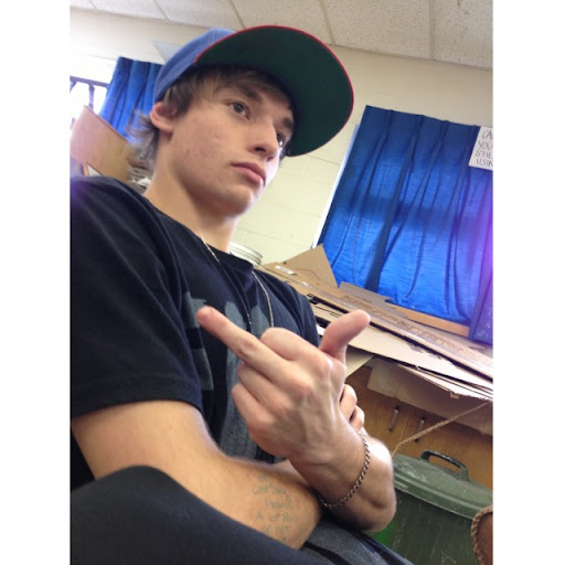 Justin Wall Photo 33